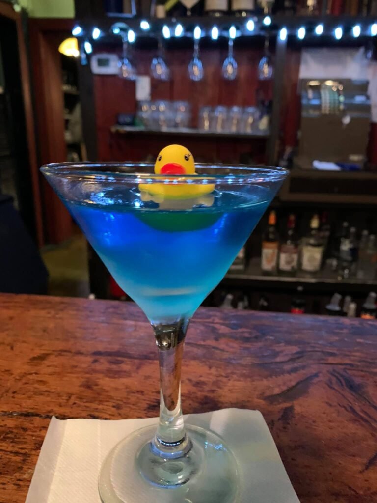 194560942 4029786077058952 7867449312497992615 n 768x1024