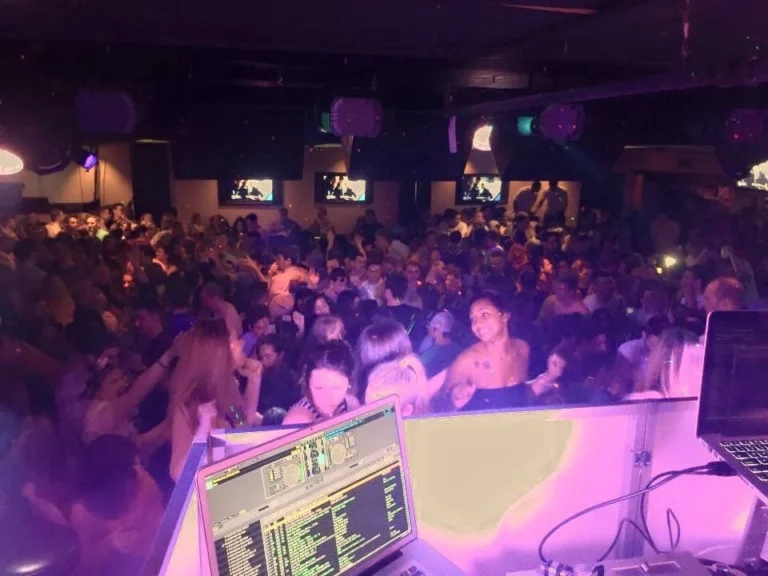 574f16e196882 768x576