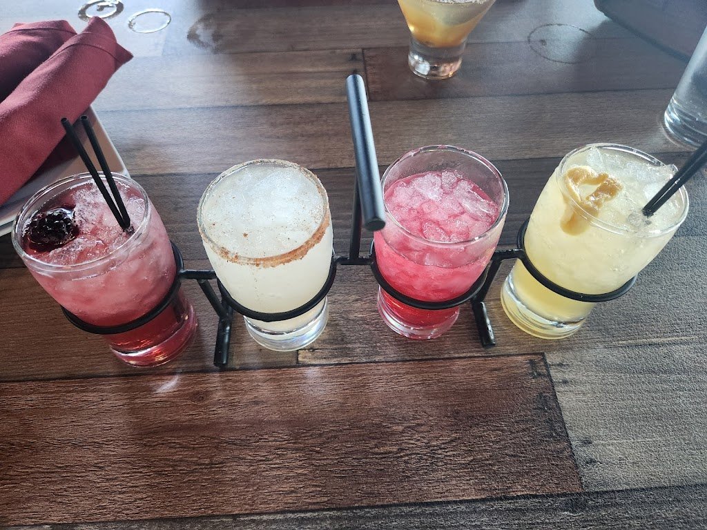 lake house restaurant 9