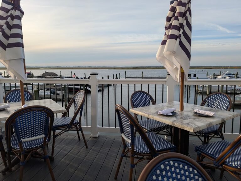 lambertis sunset marina  restaurant 1 768x578