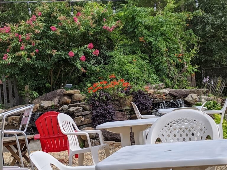 levaris seafood american grille 1 768x576