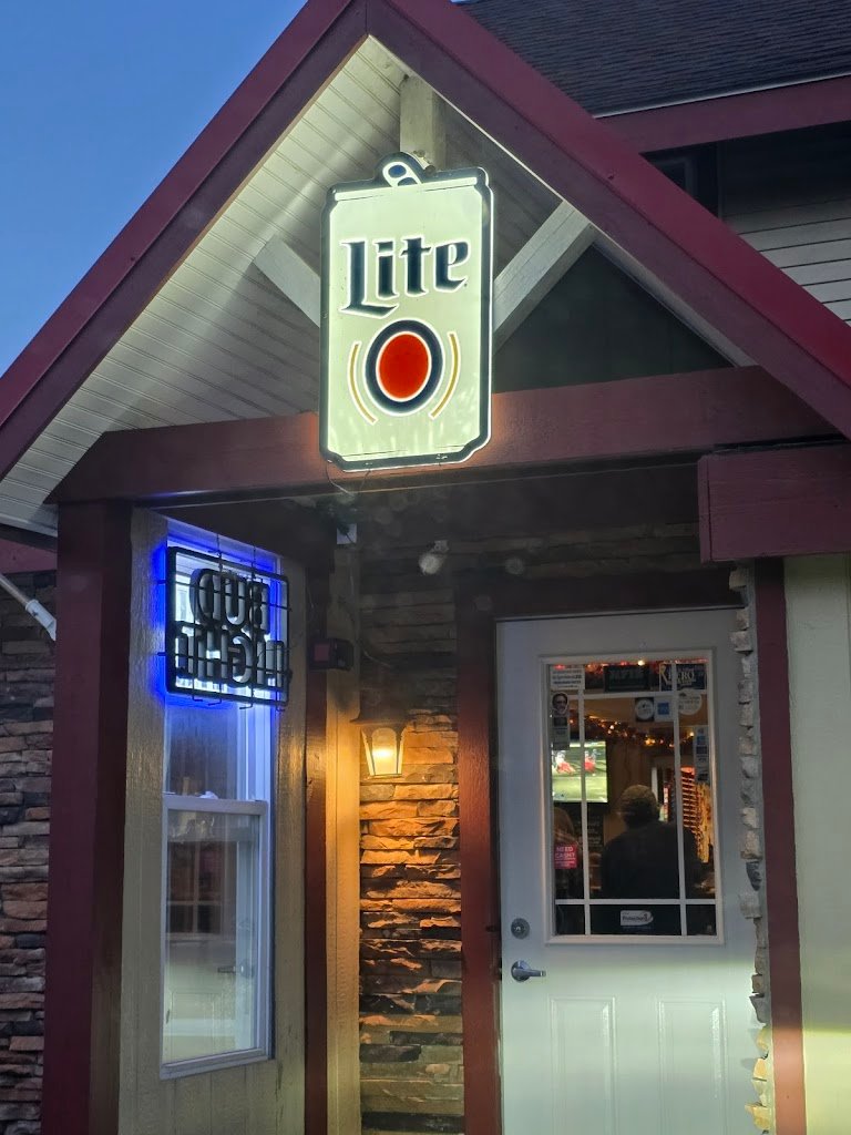 levaris seafood american grille 5