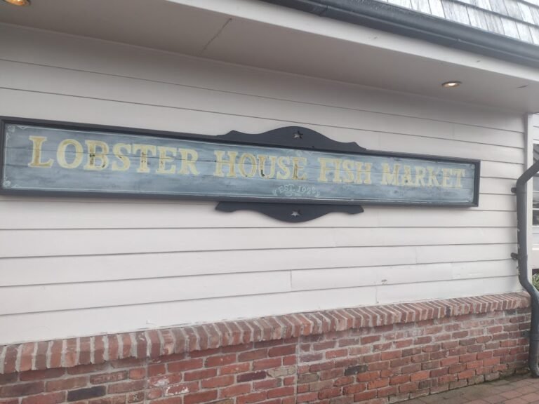 lobster house and bar 7 768x576