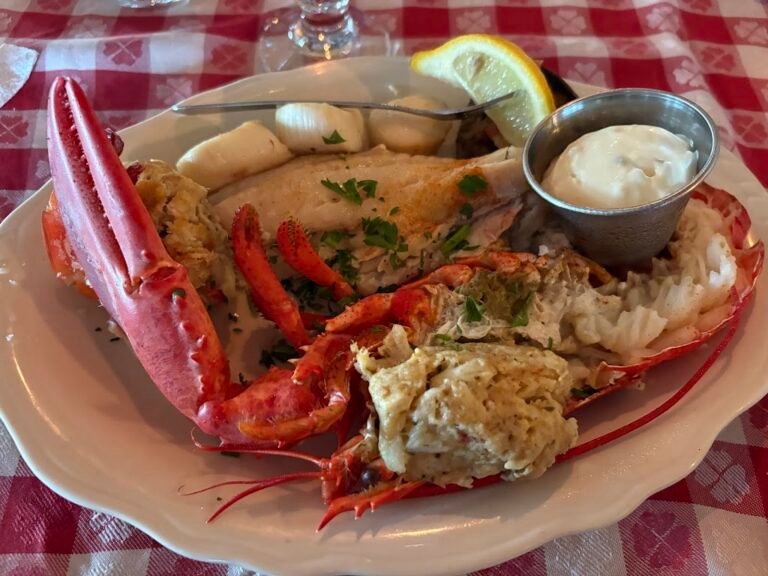 lobster house and bar 8 768x576