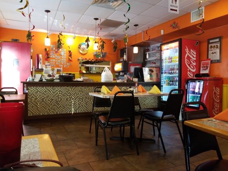 los jalepenos bar grill 9 768x576