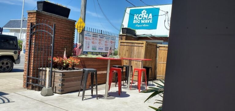 maynards cafe 1 768x363