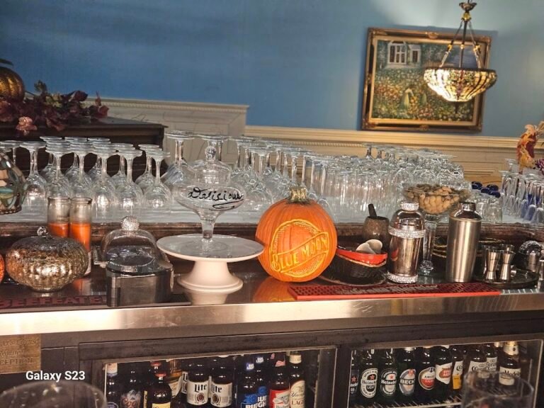 mirarchis williamstown inn 1 768x576