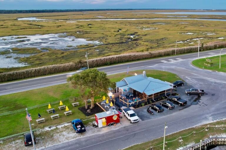 mooncussers 7 768x512