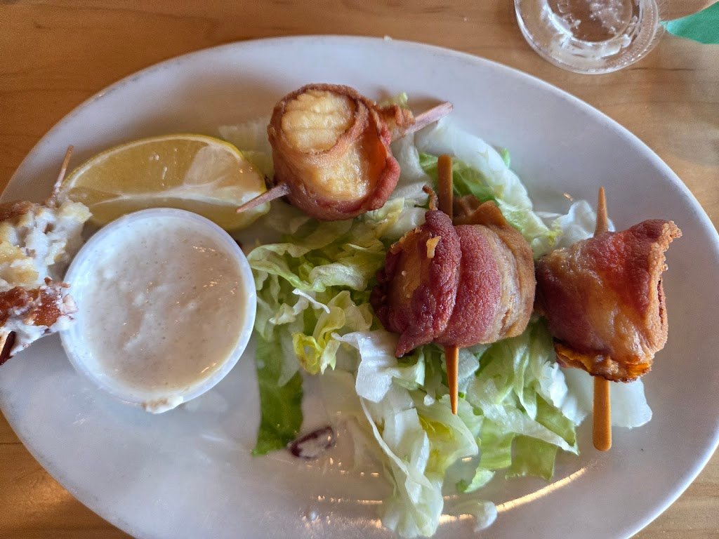 mulligans bar and grill 3