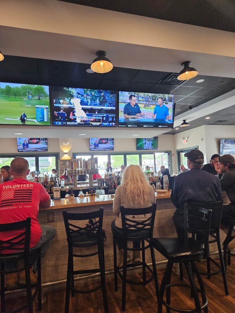 mulligans bar and grill 9