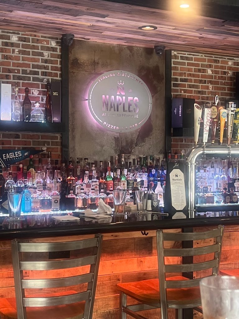 naples pizza 4