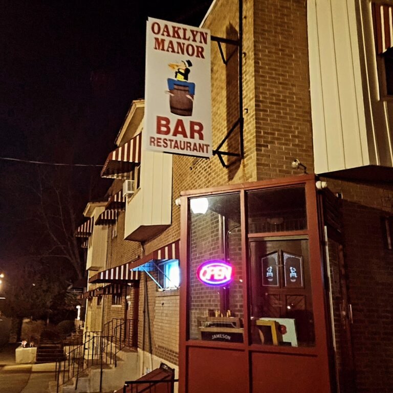 oaklyn manor bar  grill 1 768x768