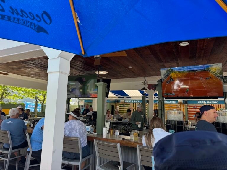 ocean drive restaurant  lounge 3 768x576