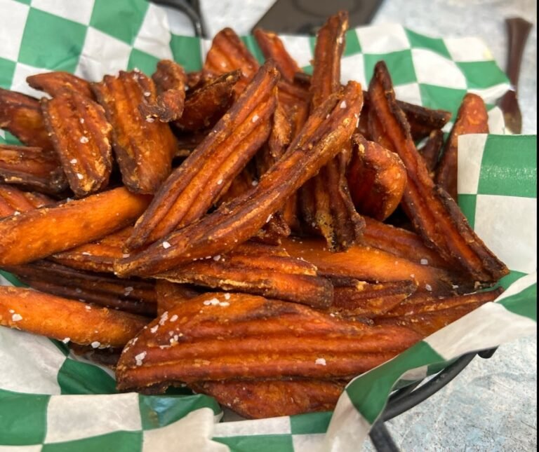 ocean drive restaurant  lounge 7 768x645