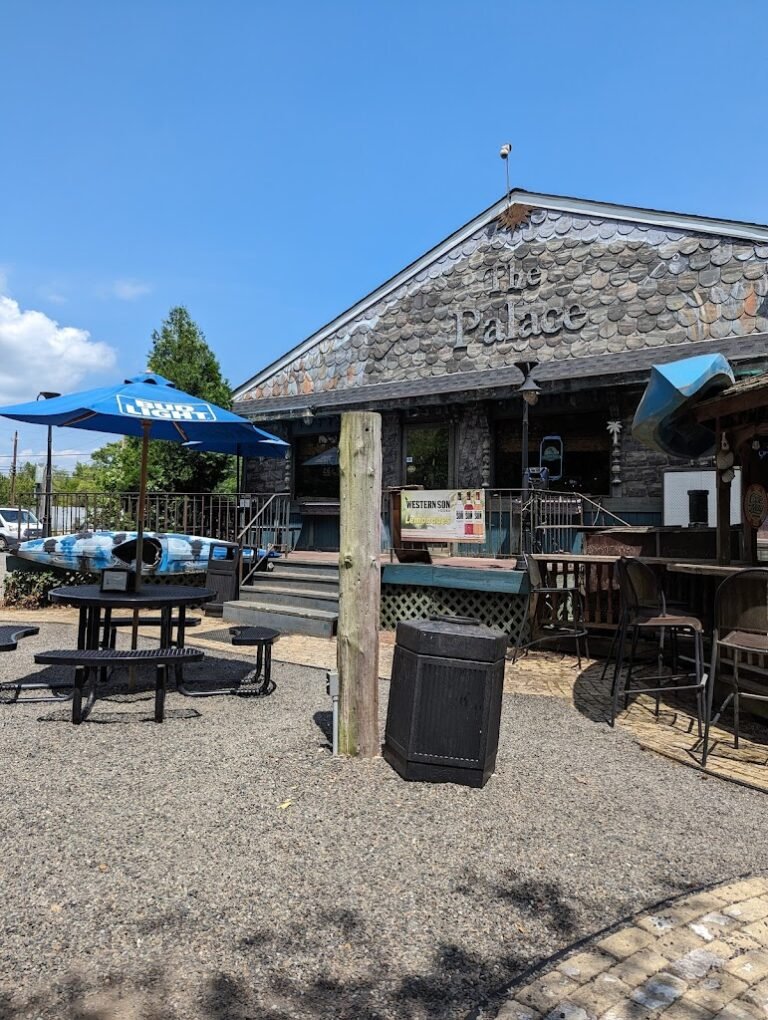 palace restaurant outfitters llc 4 768x1020