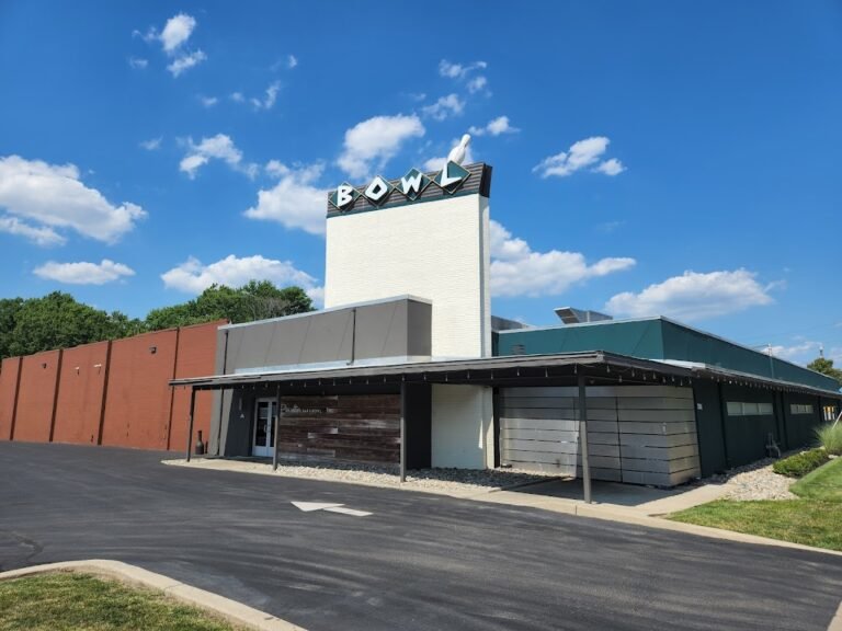 pinsetter bar  bowl 3 768x576