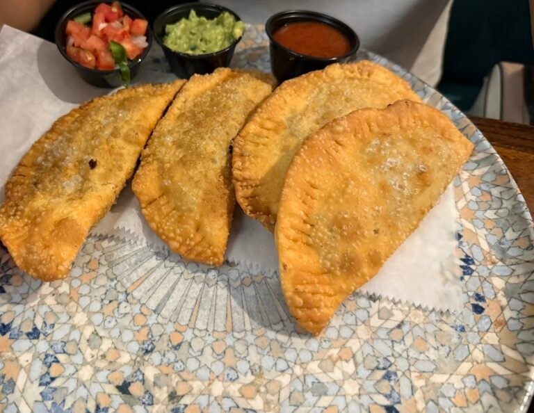 plaza azteca mexican restaurant 10 768x594