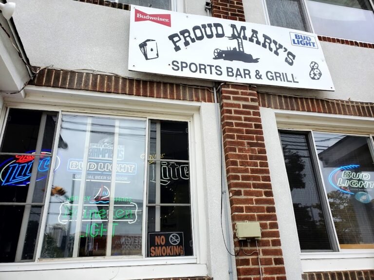 proud marys sports bar grill 4 768x576