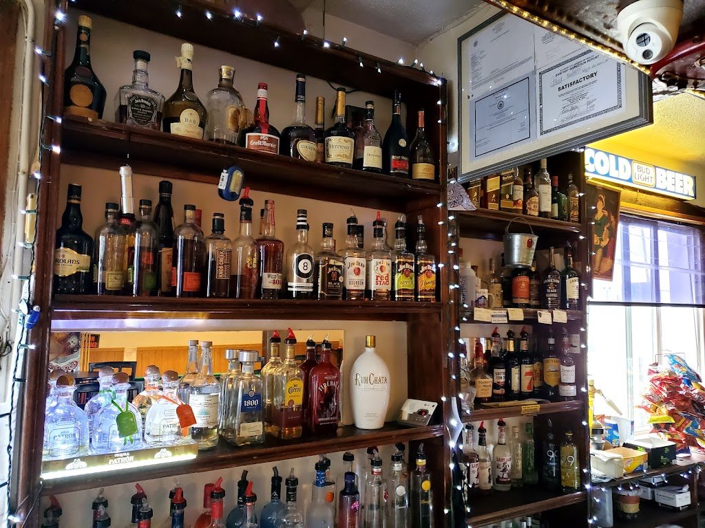 proud marys sports bar grill 5