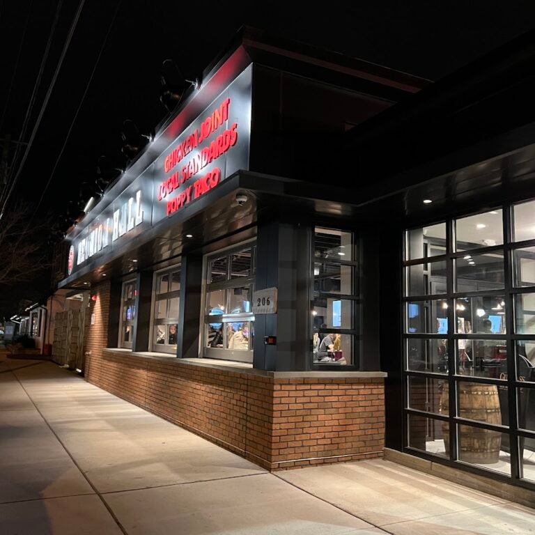 reunion hall 1 768x768