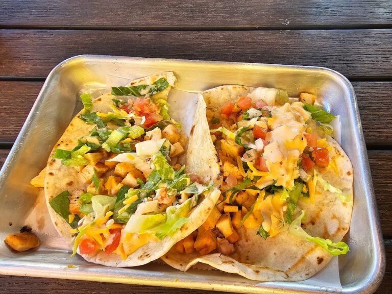 reunion hall 4 768x576