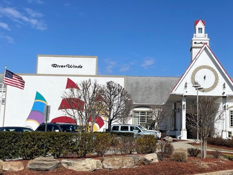 riverwinds restaurant 5 768x576
