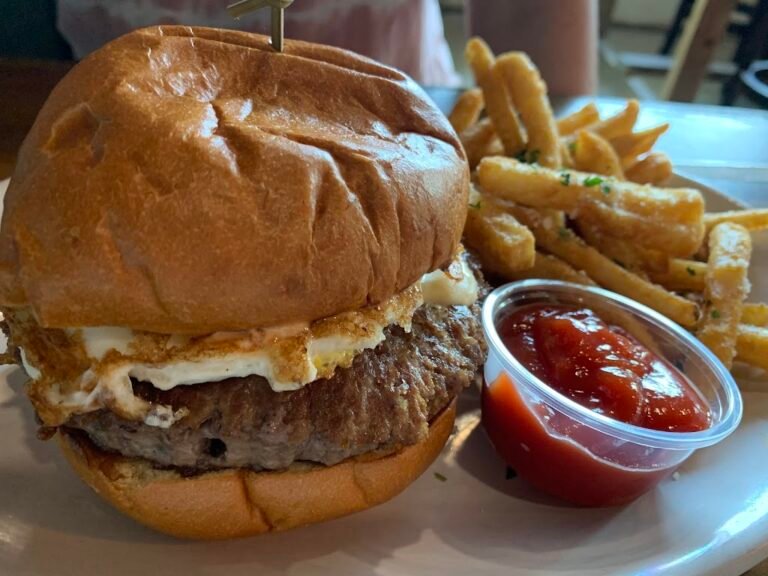 ryfe lounge 8 768x576