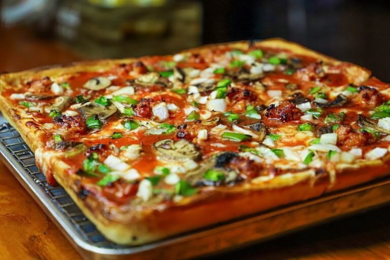 santuccis original square pizza 4 768x512