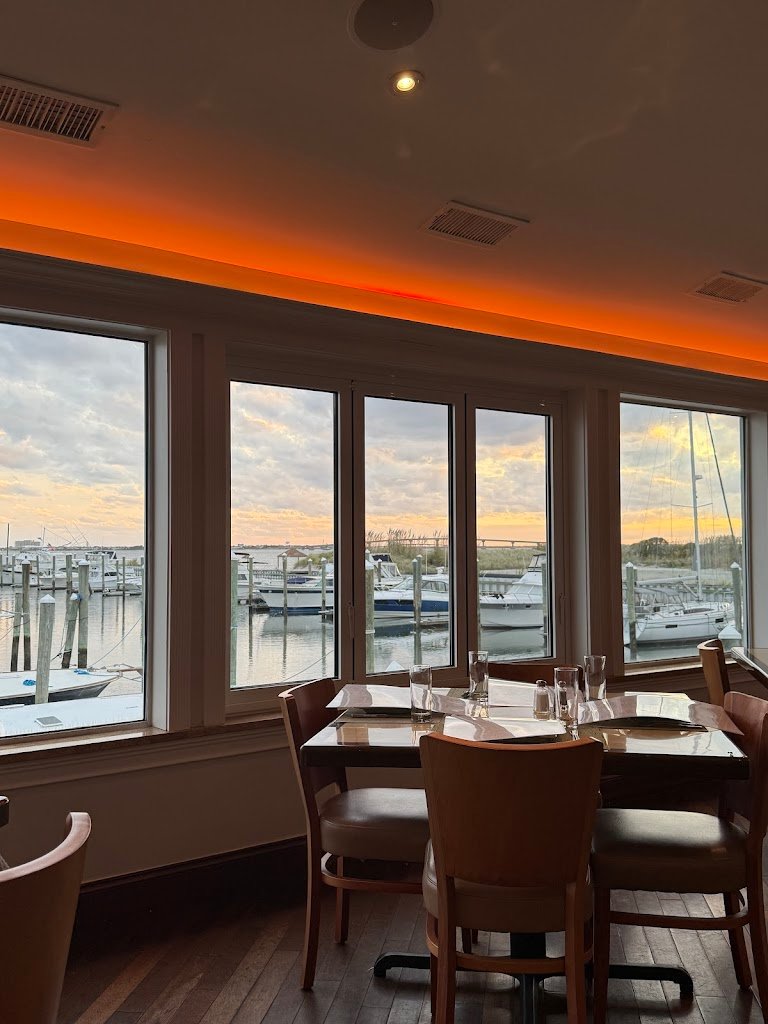 seaview bar and grille 4