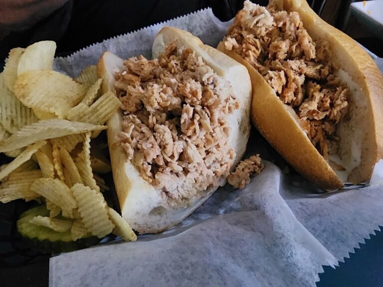 sharkeys sports bar and grill 7 768x576