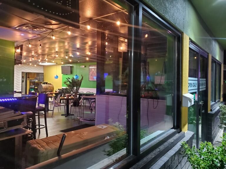 sun island bar bq jerk jamaican restaurant 1 768x576