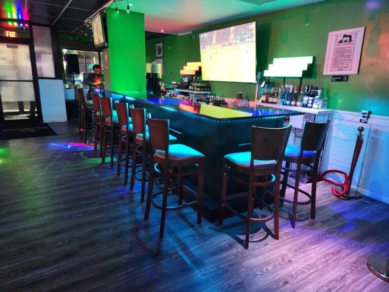 sun island bar bq jerk jamaican restaurant 6 768x576