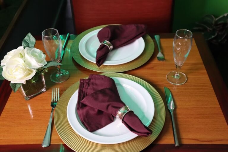 sun island bar bq jerk jamaican restaurant 7 768x512