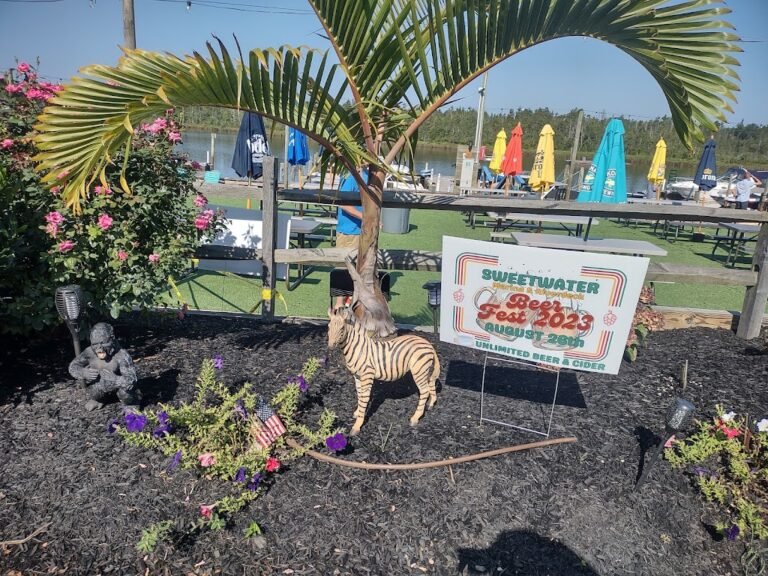 sweetwater marina and riverdeck 8 768x576