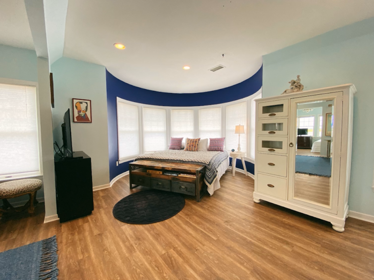 tavern on the bay resort 6 768x576