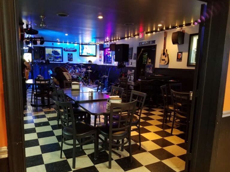 the cool cricket 1 768x576