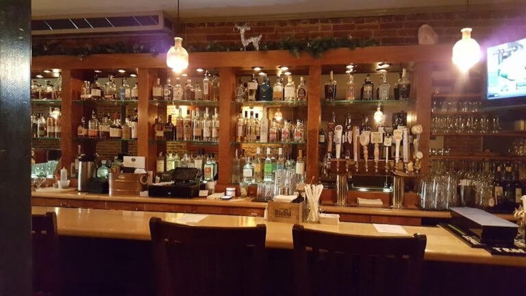 the local eatery and pub 1 768x432