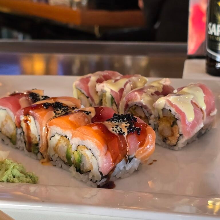 tomatoes restaurant 3 768x768