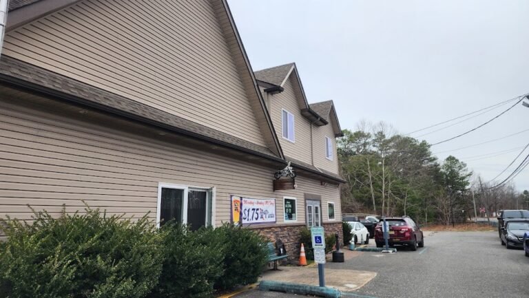 trio tavern 8 768x433