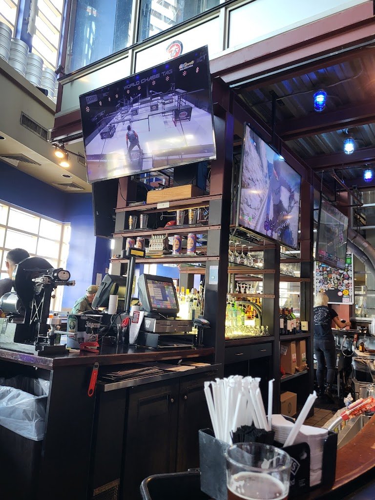 tun tavern restaurant and brewery 7