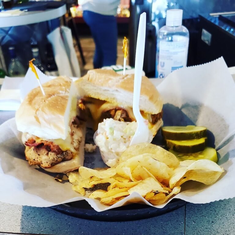 turnpike inn 7 768x768