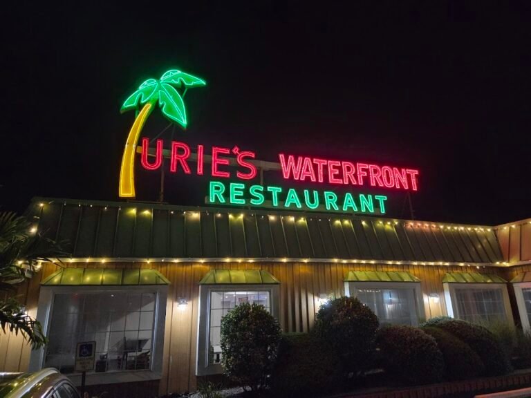 uries waterfront restaurant 1 768x576