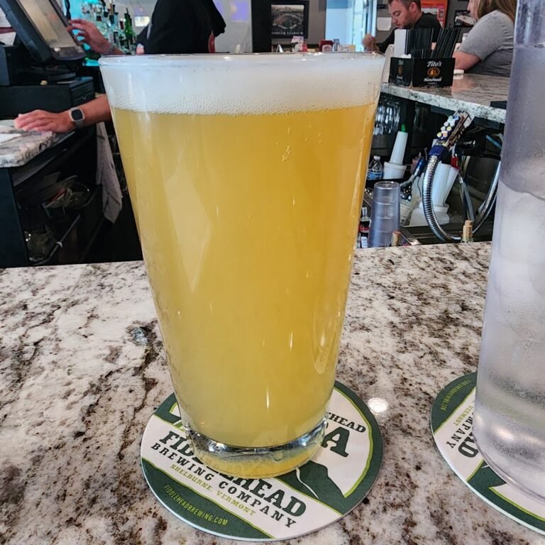 victory sports bar and grill 4 768x768