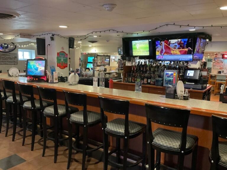 warwick tavern 5 768x576