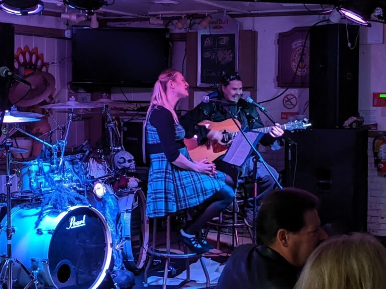 watering hole cafe 8 768x576