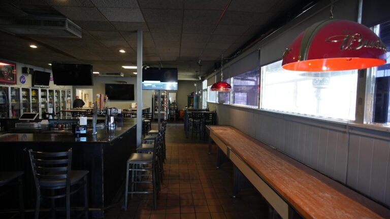 Sams BarGrill 009 768x432