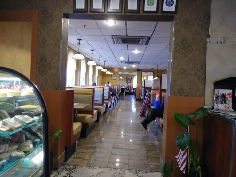 golden dawn diner 6 768x576