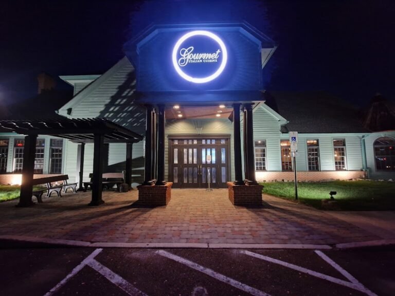 gourmet italian cuisine  pizzeria 6 768x576