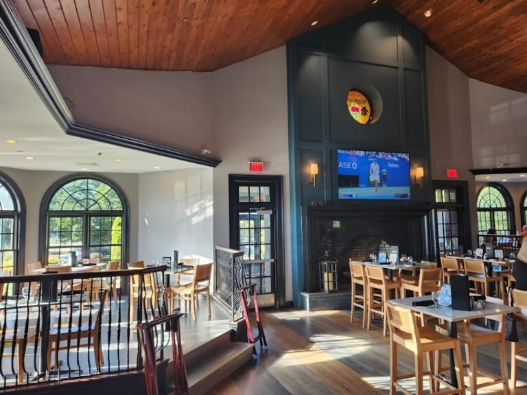 gourmet italian cuisine  pizzeria 7 768x576