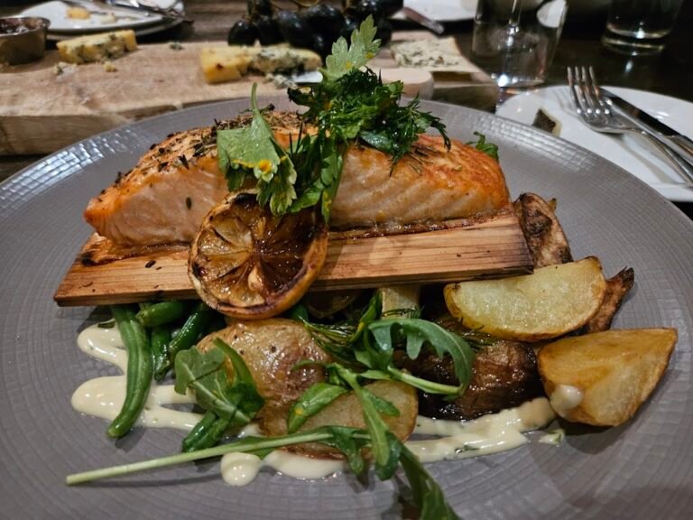 harvest seasonal grill and wine bar 3 768x576